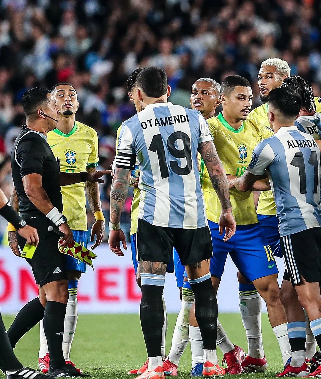 赛前突围战来临；尼斯围绕西甲回应争议；震撼外界；身体对抗强度拉满